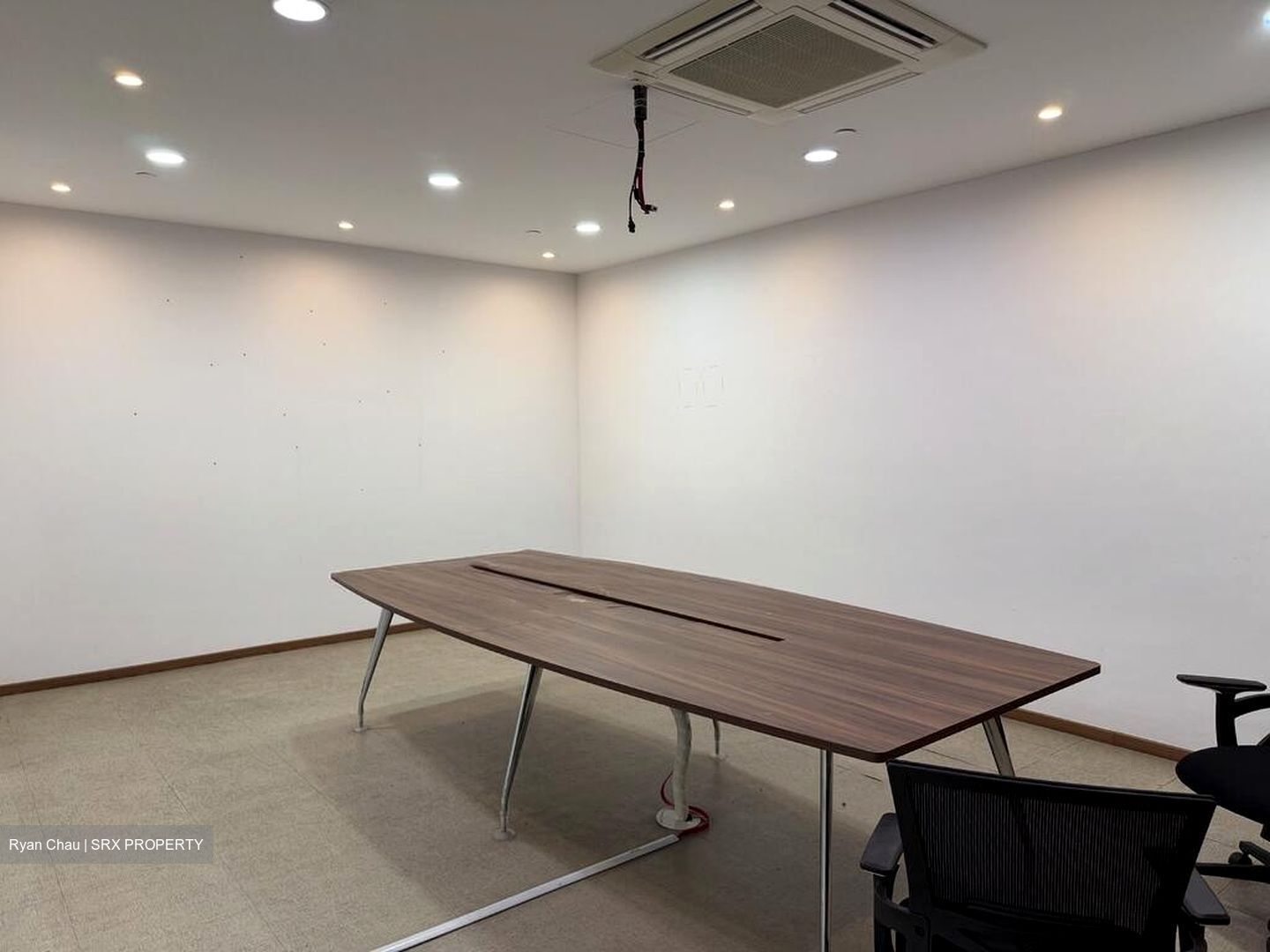 Tuas Avenue 6 (D22), Warehouse #508480491